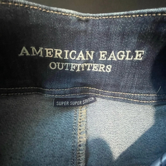 American Eagle Super High Rise Jeggings, Dark Wash, Size 6 Long - Picture 6 of 7